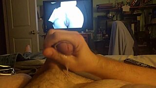 Lindseylove says, 'I'm cuming to homemade18's small cock in bisexual gay solo masturbation.'