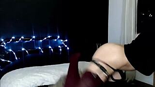 Skinny Transsexual Feels Intense Pleasure Riding Her Pillow