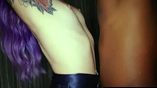 Blackedraw Valerica渴望BBC，和Anton狂野骑乘。