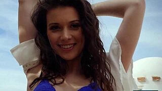 Muirina Fae's Canadian Milf Striptease Turns Outdoor Solo Into Naked Bombshell Display