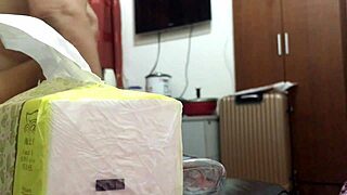 我用女主小阴茎羞辱来羞辱你小小的18+鸡巴，阴茎这么小18+