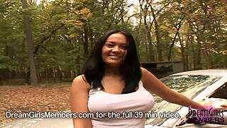 性感Dee大奶洗车撩人