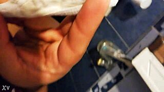 I got my sister-in-law's used panties, they're so hot!