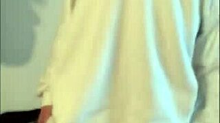 Wow, watch this 20-year-old cabaret girl give an amazing blowjob and get a facial in her couple video!