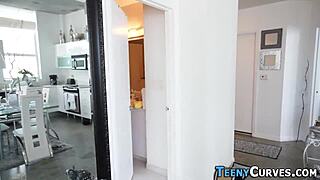 I suck n ride that fat cock, ohh yeah!