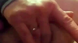 wet horny milf chats about her juicy fantasies with emojis 😏💦👩‍🦳