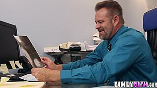 Daughterswap: Horny Stepdaughters Have A Crazy Orgy With Their Step-Dads On Thanksgiving, Moaning Loudly