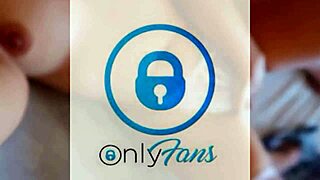 Girl Masturbates In Sexy Lingerie