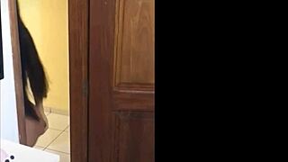 瘦小18+人妖妓女狂欢群P工作合集