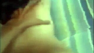 Fui al masajista y terminé con semen dentro