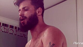 i'm so close in the kichen