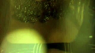 Indian milf dancer feels seductive