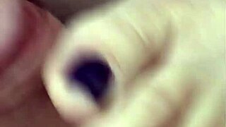 Marcy Diamond tries her first footjob