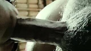 I give a passionate blowjob to Eueu2