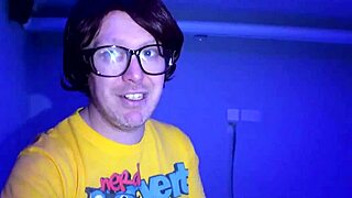 Leeds geek tricked into sucking by big brit beauty for first time