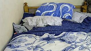 Having fun alone with some naughty self-pleasure 😏