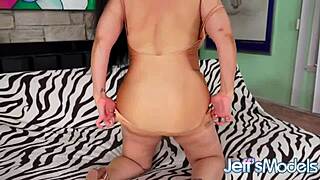 huge tits plumper jaylene rio bounces on young hard cock, can she handle it?