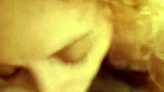 Roxanne和Xander吸鸡巴？