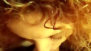 Roxanne和Xander吸鸡巴？