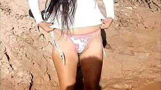 河里户外详细操小姨子