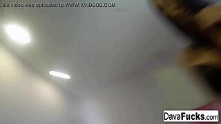 dava foxx blows derrick pierce on set