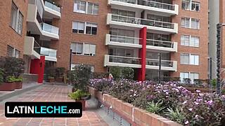 hey nate wayne, takin’ it from behind first time, huh?