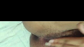 I'm a beautiful 18-year-old seeking to lose my virginity.