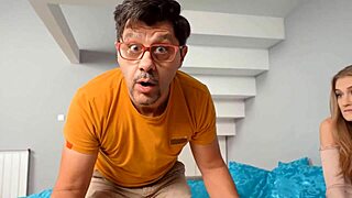 Girlfriend cheats on christmas, gets penetrated by friend