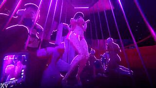 黑人夜店脱衣舞衣服撕烂