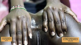 Amateur anal stretched wide open