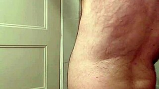 Nude Martin Lavallée sodomizes himself with dildo in mouth