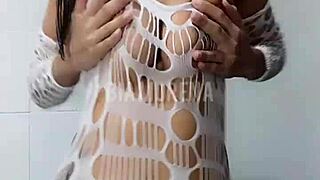 直男猛撸肌肉大屌前口交高清