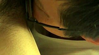 今晚谁来舔这日本小穴