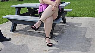 i met a stranger on my lunch break in the park and let him eat my pussy in a vacant house