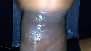 黑妹狂吸黑大屌