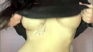 i love watchin this bouncin tits compilatn with mature mistresses.