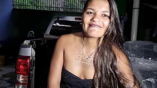 Tigresavip enjoys boat ride with corninho and returns home