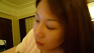 Zhao Jing's seductive blowjob skills leave you craving more in this steamy Asian encounter.