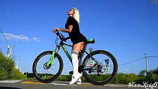 Charlotte Sins, Alexia Anders, Theodora Day Kiss And Lick Pussies