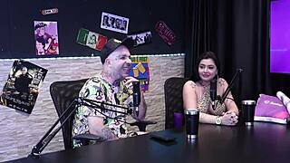 OLD SEE THROUGH CUCKOLD AMATEURS SEXY FETISH WATCHES WIFE WITH ANOTHER MAN GUSTAVO ASBACH SHEER RED