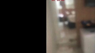 I fuked the tiny asain teen in the hotal, she toke my huge cok.