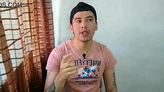 I met the straight carpenter and he ended up fucking my ass with his 23cm cock in my room story