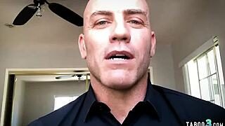 Haley reed tries submissive masturbation on webcam