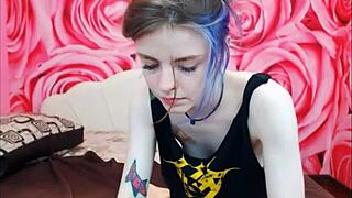 I am cute tattooed teen 18+ on webcam