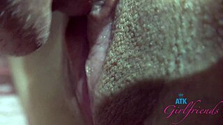 amateur amber summer gets pussy licked and creams from mouth and fingers pov