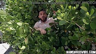 i can't beleive this amazin threesome with big booties and busty milfs