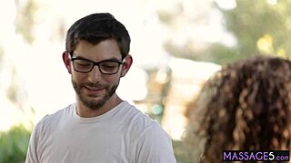 丽芙·雷文普车震狂吸大屌