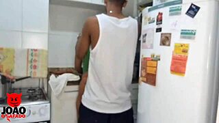 Damn! Joaoosafado bangs Suzy Anderson hard in kitchen!