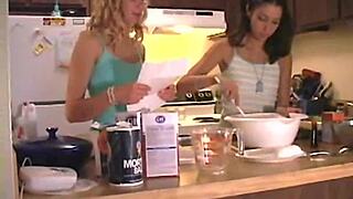 Hey cuties, wanna see Chloe 18 devour hot teen pussy?