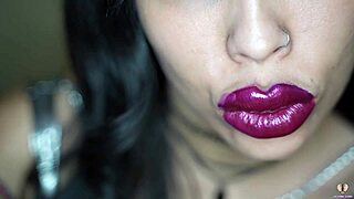 Wow! Extreme Bimbo Lips Sucking Cock Like Crazy!